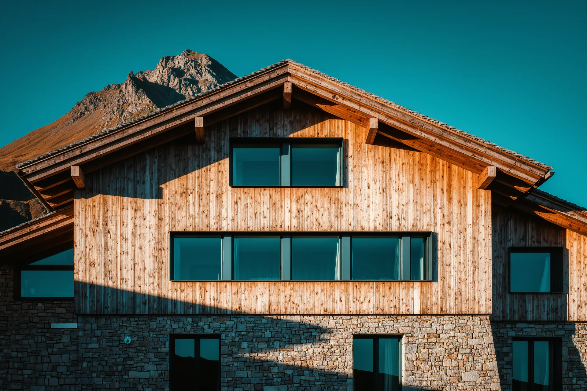 Immobilien in Gstaad: Exklusives Wohnen in einer der nobelsten Alpenregionen